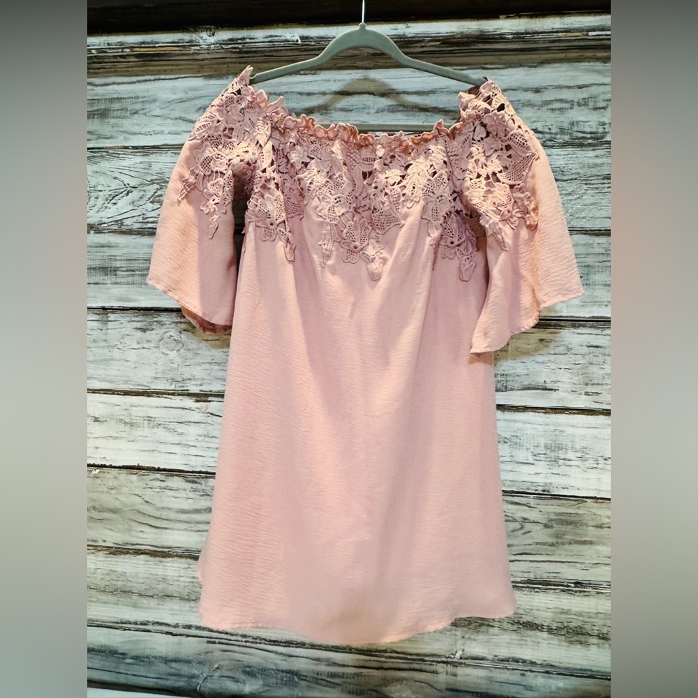 Mauve Umgee Flowy Off the Shoulder Eyelet Dress Size Large